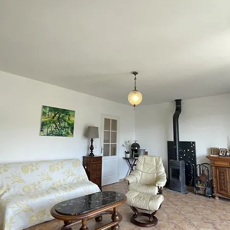 Дом отдыха Maison Charmante Pres Du D'esparron, 2 Chambres, Parking - Fr-1-822-10